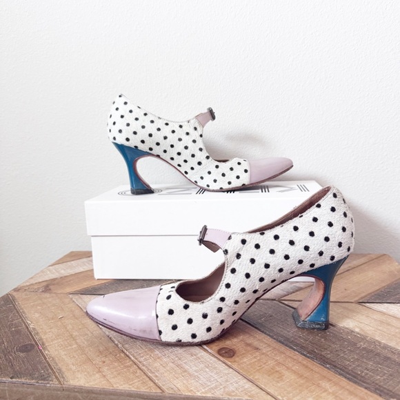 John Fluevog Malala White Pony Dot Heels, size 6 - Picture 7 of 16